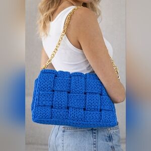 Blue Woven Knit Shoulder Bag with Gold Chain